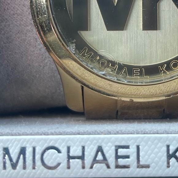 Michael Kors Watch - Picture 2 of 2